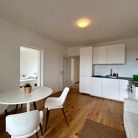 Stayroom I 